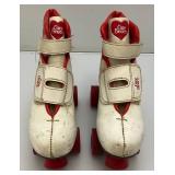 12983 Care Bears Kids Roller Skates
