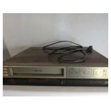 Vintage untested Zenith VHS recorder with huge VHS Tape Lot, Including Black Diamond Disney Jungle Book, Lion King, Lady and the Tramp Movies