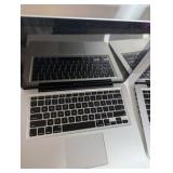 MacBook Pro and Ipad Parts/Repair Lot-Not Tested