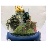 Radisson Seven Seas Cruises musical snow globe, works