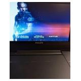 Philips PET741/37 portable DVD player with DVD movie Lot