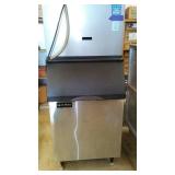 Koolaire KYT0300A-161 Commercial Ice Machine with B55PSB Ice Bin.