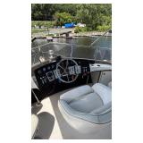 1987 Carver Yacht on the St. Croix at the Bayport Marina - No Reserve
