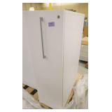 Wood laminate locking cubicle cabinet 15x30x48 with slide out storage
