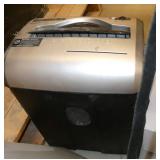 Garbage can (15x15x28), paper shredder, humidifier