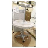 6 teardrop tables