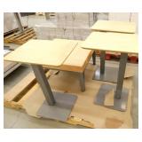 table 26x26 and 3 laptop/writing tables