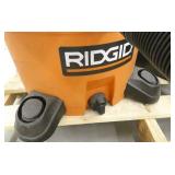 Pallet with two 12gallon Ridgid shop vacs and misc metal