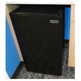 Magic Chef dorm refrigerator - works