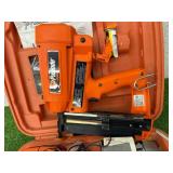 Paslode Impulse IM250 F-16 Series 2 Cordless Finish Nailer Kit