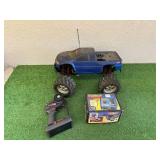 Traxxas T-Maxx Monster Truck, Transmitter & New Duratrax Pulse Charger