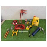 Grease Gun, Hand Tools, Chalk Line & Marking Chalk