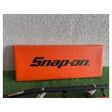 Snap-On Adjustable Creeper with New Replacement Pad & Tool Cabinet Hook