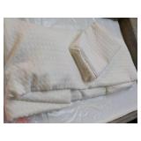 Full Size Duvet Cover and 2 Shams...
