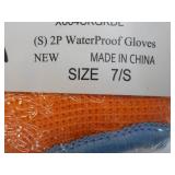 4 pair Water Proof size 7 Gloves...