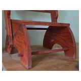 Vintage Children's Foot Stool - Handpainted Rosemaling