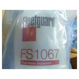 NEW 10 Fleetguard Fuel/Water Separator Filters