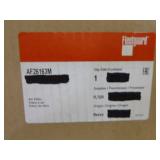 NEW 2 Fleetguard Air  Filters
