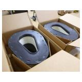 NEW 2 Fleetguard Air  Filters