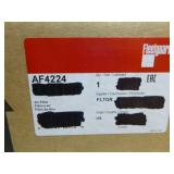 NEW 2 Fleetguard Air  Filters