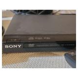 21' Insignia tv with Sony CD-DVD player and Antenna