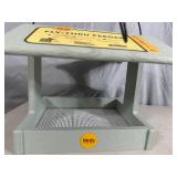 New Bird's Choice Fly-Thru Bird Feeder