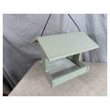 New Bird's Choice Fly-Thru Bird Feeder