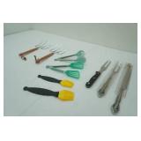 Mini Tongs, Silicone Basting Brushes, Fork Turkey Lifter Forks, Serving Forks, Slicing Knife