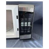 Black & Decker Microwave 9" x 13" x 11"