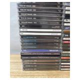 140 CD Music Collection - Garth Brooks, Conway Twitty, Brooks & Dunn, George Straight, Bangles, Steppenwolf, Doris Day *Q