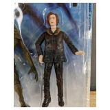 The X Files Agent Dana Scully & Alien Figure - New *Q