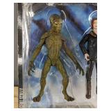 The X Files Agent Dana Scully & Alien Figure - New *Q