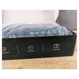 Valgeluik Heating Pad, 17" x 33" - Brand New *Q