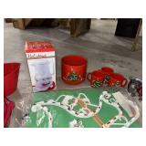 Approx. 12 Christmas Kitchen & Holiday Decor Pieces