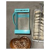 Vintage Kitchen Gadgets, Milk Carton Handholder Racks Heart Mold