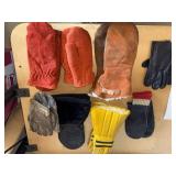 Lot Including Approximate 20 Winter Gloves Mittens Hats Caps Mixed
