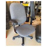 Gray Fabric Swivel Office Task Chair Adjustable Rolling Desk Chair