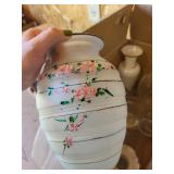Mixed Decorative Glass, Ceramic & Figurine Lot