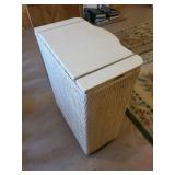 Rug, Hamper & 3-Drawer Chest Mixed Lot