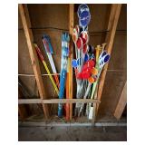 Lot Including Approx. Driveway Markers, Reflectors & Pinwheels
