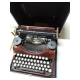 Underwood Portable Noiseless Typewriter in Case With Maintenance Kit