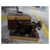 Singer 99 Portable Sewing Machine Bentwood Case Electric Motor - in Good Working Condition