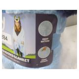 NEW Adult Licensed 43' x 81' Hooded Blanket - Bluey