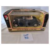 VINTAGE 1934 Ford Coupe 1/24 scale die cast vehicle