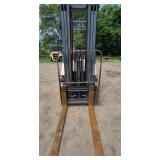 1999 Nissan C3500  LP Forklift