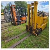 1969 Towmaster T45B LP Forklift