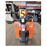 2001 Toyota 4000lb Pallet Jack