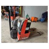 2005 Kalmar 4500lb Pallet Jack