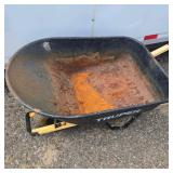 Truper Single Wheel Wheelbarrow with Steel Tray