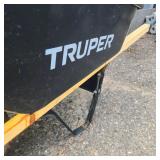 Truper Single Wheel Wheelbarrow with Steel Tray